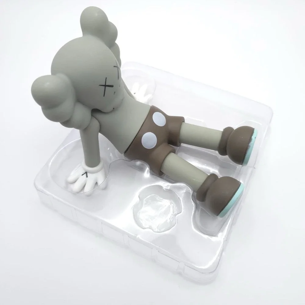 XXKAWS Trendy Ornaments Figure Art Gray New Open Box XX‎ KAWS